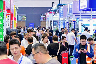 食品加工和包裝機械展覽會、采購商參觀、現(xiàn)場參觀、專業(yè)觀眾參觀,青島食品機械展,藍博食品機械展,青島藍博國際會展有限公司,藍博會展